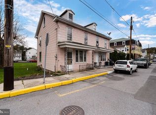 25-27 Main St, Middleport, PA 17953