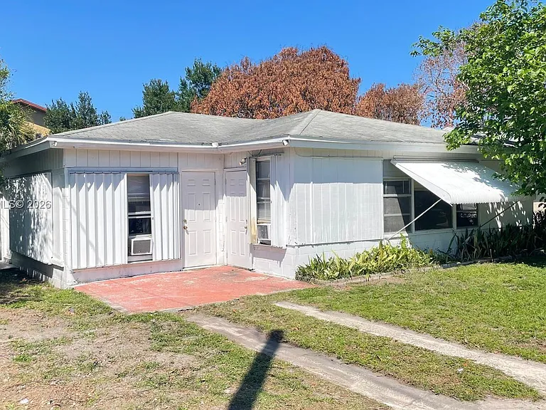 2908 Dunbar St — Photo 9