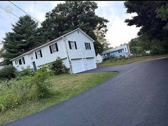 3rd image of 25 Clearview Avenue
