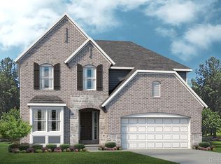 51347 Canal Dr, Macomb, MI 48042