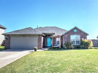 12207 S 271st East Ave, Coweta, OK 74429