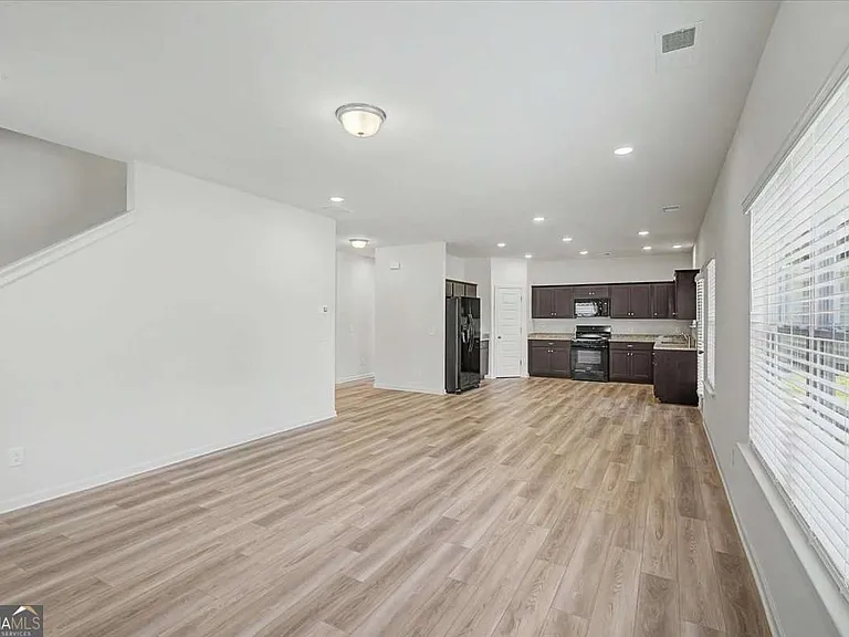 59 Bennett Way SE — Photo 10