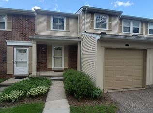 1620 Brentwood Dr #544, Troy, MI 48098