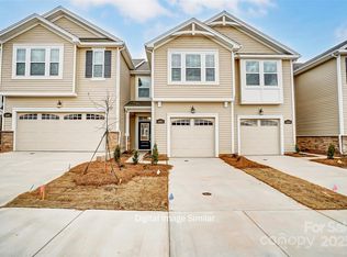 7014 Hodges Meadow Ln, Charlotte, NC 28213