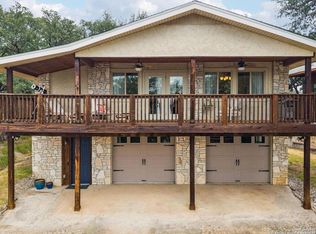 2200 Glenn Dr, Canyon Lake, TX 78133
