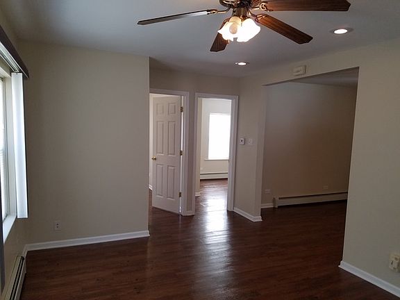 4th image of 4107 Joliet Ave APT 3