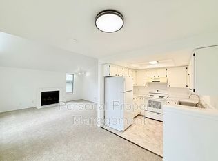 1410 NE 72nd St APT 3, Vancouver, WA 98665