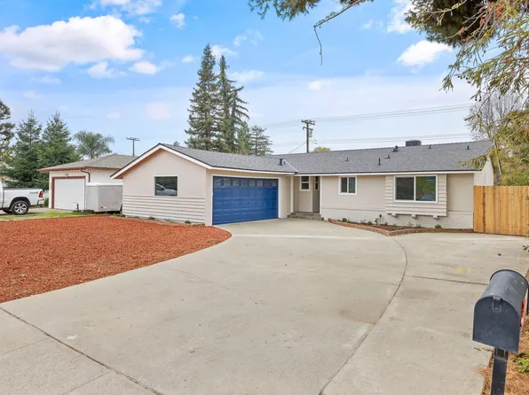 2039 S Locust Street, Visalia, CA 93277