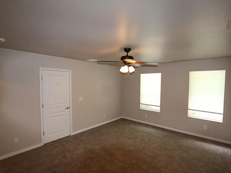 504 S O'Leary St — Photo 20