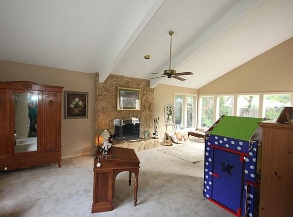 3rd image of 5318 Vale St