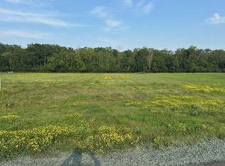 6836 2nd St NW, Moorhead, MN