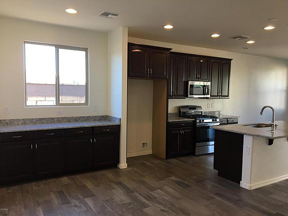 4th image of 42192 W Corvalis Ln