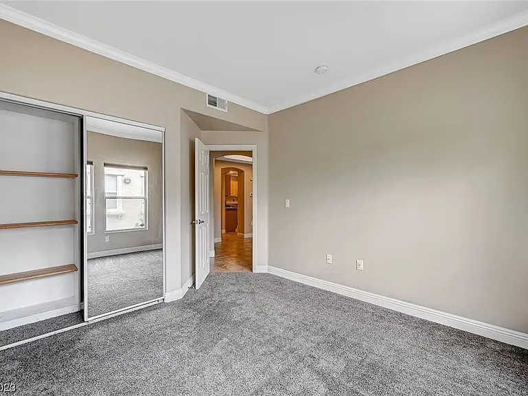 821 Titan Peak Pl — Photo 6