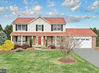 75 Brook Meadow Cir, Shrewsbury, PA 17361