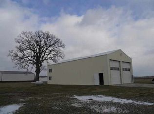 17200 N 1800th St, Marshall, IL 62441