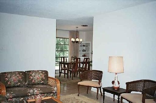4th image of 575 Bougainvillea Ln