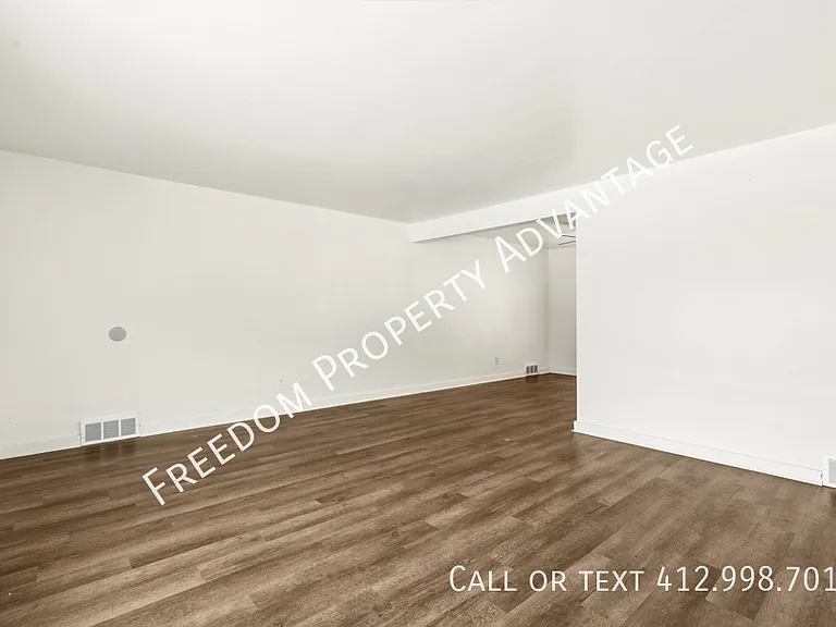 3396 Columbia Dr — Photo 10