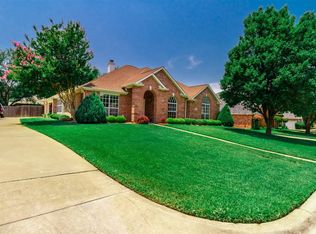 2911 Saint Michael Dr, Mansfield, TX 76063