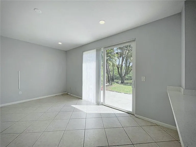 777 NW 151st Ave — Photo 9