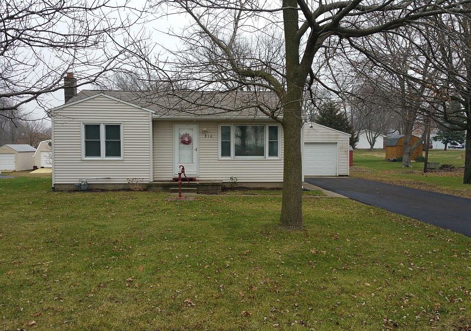 1st image of 810 Westside Dr