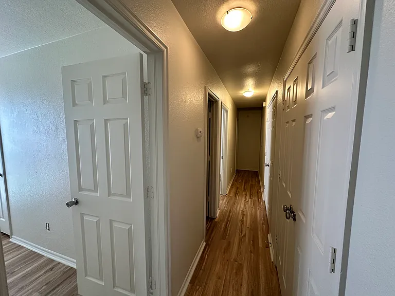 3201 Conestoga Dr #B — Photo 9