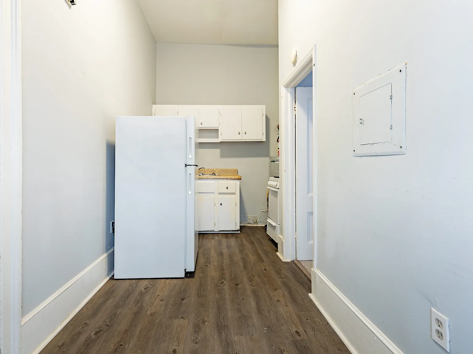 Ivory Cottage Apartments — Photo 3