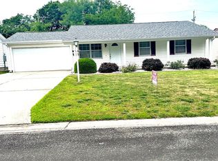 521 Middle St, Red Bud, IL 62278