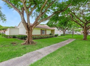 13716 SW 149th Circle Ln APT 3-61, Miami, FL 33186