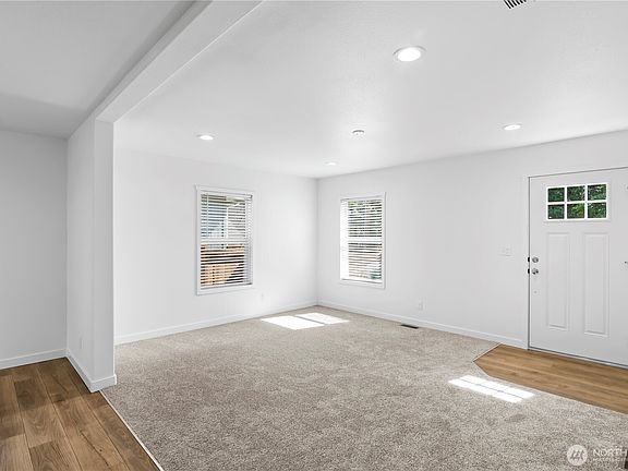 5th image of 1251 S Dewey Drive