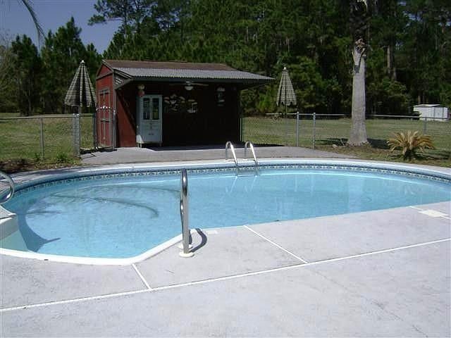 1st image of 3883 Arrowhead Dr