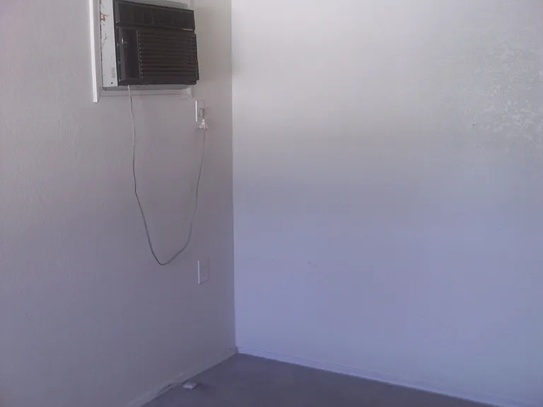 1328 Illinois Ave — Photo 12