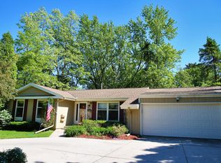 1221 Broad St, Grafton, WI 53024