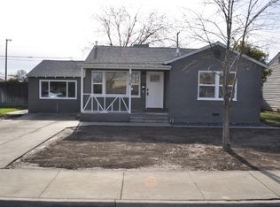 2126 Miller Ave, Modesto, CA 95354
