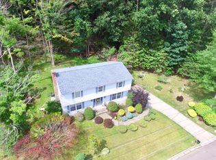 90 Glann Rd, Apalachin, NY 13732