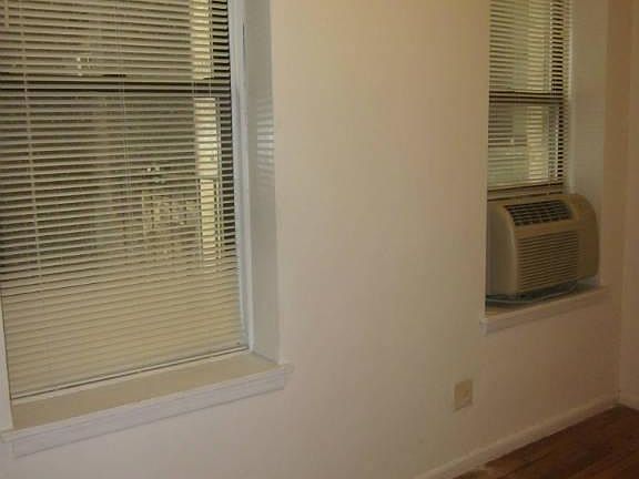 5th image of 1505 Lexington Ave APT 2a
