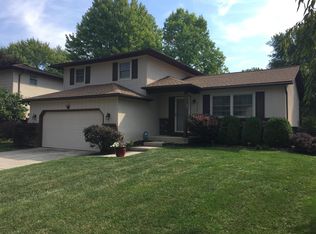 7592 Foxboro Ln, Columbus, OH 43235