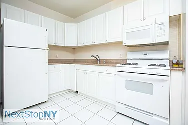 Rented by NextStopNY