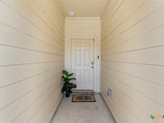 3rd image of 2510 Rollett Dr