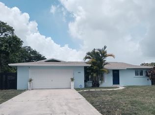 194 Akron Rd, Lake Worth, FL 33467