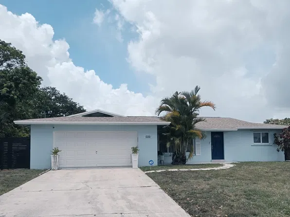 194 Akron Rd, Lake Worth, FL 33467