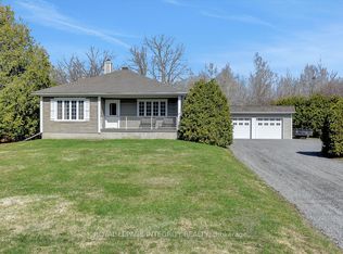 1099 Old Montreal Rd, Ottawa, ON K4A3N6