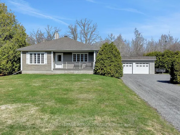 1099 Old Montreal Rd, Ottawa, ON K4A 3N6