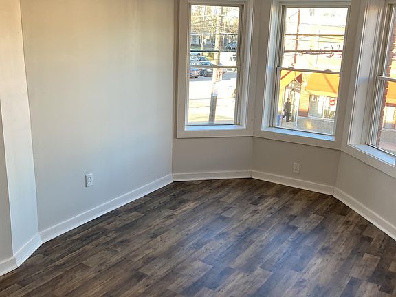 2nd image of 10009 Madison Ave #10009