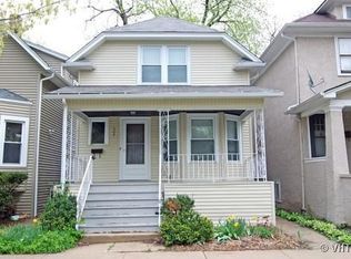 526 Highland Ave, Oak Park, IL