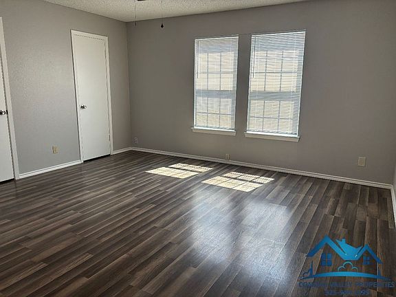 5th image of 1016 Glenna St