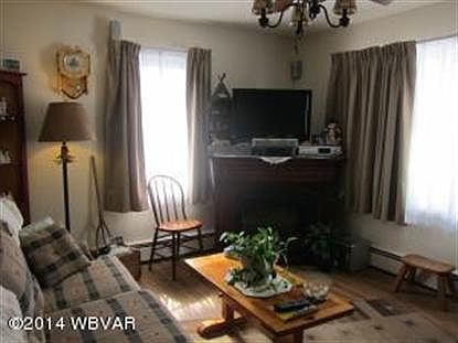 3rd image of 44 Melvina St