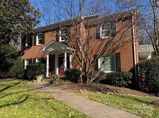 1730 5th Street Dr NW, Hickory, NC 28601