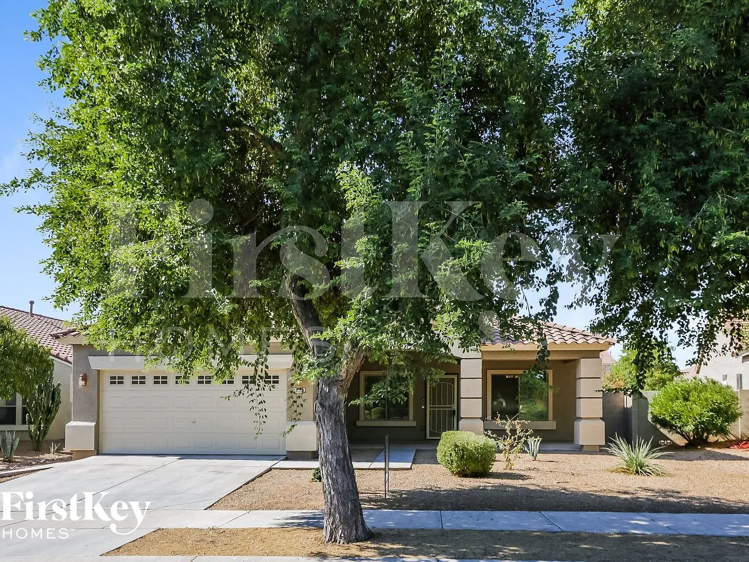 4 bed, 2.0 bath, 1930 sqft, $2,180 — Photo 1