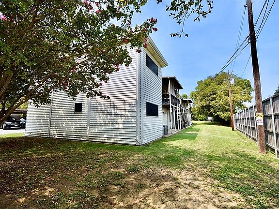 5th image of 401 Betchan St