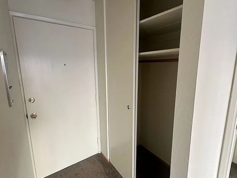443 Lee St — Photo 16